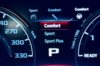 BMW Mシリーズ M5 V8ﾂｲﾝﾀｰﾎﾞ600馬力 MxDrive（4WD//2WD切替可）ｺﾝﾌｫｰﾄP  全席ﾋｰﾀｰ&前席ﾍﾞﾝﾁﾚｰｼｮﾝ&ﾏｯｻｰｼﾞ付ﾌﾞﾗｳﾝ&ﾌﾞﾗｯｸﾚｻﾞｰ ｽﾃｱﾘﾝｸﾞﾋｰﾀｰ ｱﾝﾋﾞｴﾝﾄｴｱP  追従ACC LCW LEDﾍｯﾄﾞﾗｲﾄ HUD 液晶ﾒｰﾀｰ 3Dﾋﾞｭｰ 20AW 2年保証