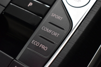 BMW 3シリーズ 320d Xﾄﾞﾗｲﾌﾞ Mｽﾎﾟｰﾂ ｺﾝﾌｫｰﾄP 4WD LCI後期 新車保証R8年4月迄 ｶｰﾌﾞﾄﾞﾃﾞｨｽﾌﾟﾚｲ ﾋｰﾀｰ付白革 LEDﾍｯﾄﾞﾗｲﾄ 19AW Pｱｼｽﾄﾌﾟﾗｽ 3Dﾋﾞｭｰ全周囲ｶﾒﾗ BMWﾗｲﾌﾞｺｯｸﾋﾟｯﾄ ｱｯﾌﾟﾙｶｰﾌﾟﾚｲ  ACC HUD 車線変更&逸脱&歩行者警告 KW車高調 2年保証