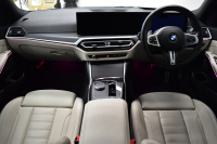 BMW 3シリーズ 320d Xﾄﾞﾗｲﾌﾞ Mｽﾎﾟｰﾂ ｺﾝﾌｫｰﾄP 4WD LCI後期 新車保証R8年4月迄 ｶｰﾌﾞﾄﾞﾃﾞｨｽﾌﾟﾚｲ ﾋｰﾀｰ付白革 LEDﾍｯﾄﾞﾗｲﾄ 19AW Pｱｼｽﾄﾌﾟﾗｽ 3Dﾋﾞｭｰ全周囲ｶﾒﾗ BMWﾗｲﾌﾞｺｯｸﾋﾟｯﾄ ｱｯﾌﾟﾙｶｰﾌﾟﾚｲ  ACC HUD 車線変更&逸脱&歩行者警告 KW車高調 2年保証