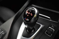 BMW Mシリーズ M2 MDCT 7速DCT LCI後期 ﾋｰﾀｰ付黒革 ﾍｷｻｺﾞﾅﾙLEDﾍｯﾄﾞﾗｲﾄ&ﾃｰﾙ ﾀｯﾁﾊﾟﾈﾙHDDﾅﾋﾞ Bｶﾒﾗ ﾘｱPDC 19AW 車線逸脱&歩行者警告 衝突軽減ﾌﾞﾚｰｷ ｶｰﾎﾞﾝｲﾝﾃﾘｱ 2年保証