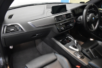 BMW Mシリーズ M2 MDCT 7速DCT LCI後期 ﾋｰﾀｰ付黒革 ﾍｷｻｺﾞﾅﾙLEDﾍｯﾄﾞﾗｲﾄ&ﾃｰﾙ harman/kardon ﾀｯﾁﾊﾟﾈﾙHDDﾅﾋﾞ Bｶﾒﾗ ﾘｱPDC 19AW 車線逸脱&歩行者警告 衝突軽減ﾌﾞﾚｰｷ ｶｰﾎﾞﾝｲﾝﾃﾘｱ ｱｲﾊﾞｯﾊﾀﾞｳﾝｻｽ 2年保証