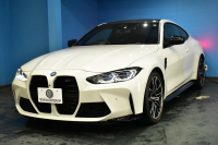 BMW Mシリーズ M4ｸｰﾍﾟ ｺﾝﾍﾟﾃｨｼｮﾝ 新車保証R7年6月迄 後輪駆動FR車 ﾋｰﾀｰ&ﾍﾞﾝﾁﾚｰｼｮﾝ付黒革Mｽﾎﾟｰﾂｼｰﾄ ﾚｰｻﾞｰLEDﾍｯﾄﾞﾗｲﾄ ACC HUD Mｽﾎﾟｰﾂﾃﾞﾌ Mｺﾝﾊﾟｳﾝﾄﾞﾌﾞﾚｰｷ 可変Mｻｽ ﾗｲﾌﾞｺｯｸﾋﾟｯﾄ全周囲ｶﾒﾗ LCW Apple Car Play ﾌﾙｾｸﾞ harman/kardon 19&20AW 2年保証