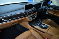 BMW 7シリーズ 740i Mｽﾎﾟｰﾂ ｻﾝﾙｰﾌ ﾚｰｻﾞｰLEDﾍｯﾄﾞﾗｲﾄ 前席ﾏｯｻｰｼﾞ全席ﾋｰﾀｰ&ﾍﾞﾝﾁﾚｰｼｮﾝ付茶革 ACC HUD ﾊｰﾏﾝｶｰﾄﾞﾝ ﾀｯﾁﾊﾟﾈﾙﾅﾋﾞ3Dﾋﾞｭｰﾌﾙｾｸﾞ LCW 液晶ﾒｰﾀｰ 20AW 車線逸脱&歩行者警告 衝突軽減ﾌﾞﾚｰｷ 電動ﾄﾗﾝｸ ﾃﾞｨｽﾌﾟﾚｲｷｰ 2年保証