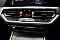 BMW 3シリーズ M340i Xﾄﾞﾗｲﾌﾞ ｲﾉﾍﾞｰｼｮﾝP ﾋｰﾀｰ付黒革Mｽﾎﾟｰﾂｼｰﾄ ACC HUD ﾚｰｻﾞｰLEDﾗｲﾄ 社外LEDﾃｰﾙﾃｲﾄ 可変Mｻｽ 19AW Mｽﾎﾟｰﾂﾌﾞﾚｰｷ ｼﾞｪｽﾁｬｰC付ﾀｯﾁﾊﾟﾈﾙﾅﾋﾞ全周囲ｶﾒﾗ ﾊｰﾏﾝｶｰﾄﾞﾝ 側面衝突&車線変更&逸脱警告 電動ﾄﾗﾝｸ 2年保証