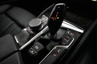 BMW 5シリーズ 530i Mｽﾎﾟｰﾂ 高出力ﾓﾃﾞﾙ ﾊｲﾗｲﾝP 型式変更後ﾓﾃﾞﾙ「ABA-JR20」 全席ﾋｰﾀｰ付黒革 全面液晶ﾒｰﾀｰ LEDﾍｯﾄﾞﾗｲﾄ 追従ACC HUD 車線変更&逸脱警告 衝突軽減B ﾀｯﾁﾊﾟﾈﾙ対応iﾄﾞﾗｲﾌﾞHDDﾅﾋﾞﾌﾙｾｸﾞ 全周囲ｶﾒﾗ3Dﾋﾞｭｰ Bｶﾒﾗ 電動ﾄﾗﾝｸ 19AW 2年保証