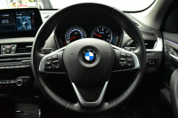 BMW X1 Xdrive18d Xﾗｲﾝ LCI後期 ﾌｪｲｽﾘﾌﾄ後 令和7年5月迄新車保証 4WD ｱﾄﾞﾊﾞﾝｽﾄﾞｱｸﾃｨﾌﾞｾｰﾌﾃｨ&ﾊｲﾗｲﾝ&ｺﾝﾌｫｰﾄP 追従ACC ﾋｰﾀｰ付電動黒革 LEDﾍｯﾄﾞﾗｲﾄ 18AW 車線逸脱&歩行者警告 衝突軽減B ﾀｯﾁﾊﾟﾈﾙﾅﾋﾞ Bｶﾒﾗ 前後PDC 駐車ｱｼｽﾄ 電動Rｹﾞｰﾄ ｽﾏｰﾄｷｰ  2年保証