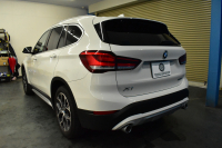 BMW X1 Xdrive18d Xﾗｲﾝ LCI後期 ﾌｪｲｽﾘﾌﾄ後 令和7年5月迄新車保証 4WD ｱﾄﾞﾊﾞﾝｽﾄﾞｱｸﾃｨﾌﾞｾｰﾌﾃｨ&ﾊｲﾗｲﾝ&ｺﾝﾌｫｰﾄP 追従ACC ﾋｰﾀｰ付電動黒革 LEDﾍｯﾄﾞﾗｲﾄ 18AW 車線逸脱&歩行者警告 衝突軽減B ﾀｯﾁﾊﾟﾈﾙﾅﾋﾞ Bｶﾒﾗ 前後PDC 駐車ｱｼｽﾄ 電動Rｹﾞｰﾄ ｽﾏｰﾄｷｰ  2年保証