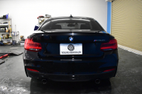 BMW 2シリーズ M240i LCI後期 直6ﾀｰﾎﾞ 340馬力 LEDﾍｯﾄﾞﾗｲﾄ 追従ACC ﾋｰﾀｰ付黒革 ﾀｯﾁﾊﾟﾈﾙiﾄﾞﾗｲﾌﾞHDDﾅﾋﾞ Bｶﾒﾗ 前後PDC 可変Mｻｽ 大型ﾌﾞﾚｰｷｼｽﾃﾑ 車線逸脱&歩行者警告 衝突軽減ﾌﾞﾚｰｷ 18AW ﾊﾟﾄﾞﾙｼﾌﾄ 2年保証