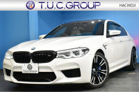BMW Mシリーズ M5 V8ﾂｲﾝﾀｰﾎﾞ600馬力 MxDrive（4WD/2WD切替可）全席ﾋｰﾀｰ&前席ﾍﾞﾝﾁﾚｰｼｮﾝ付ｼﾙﾊﾞｰｽﾄｰﾝ&ﾌﾞﾗｯｸﾚｻﾞｰ ﾀﾞｰｸｶｰﾎﾞﾝｲﾝﾃﾘｱ 追従ACC LCW LEDﾍｯﾄﾞﾗｲﾄ HUD 液晶ﾒｰﾀｰ 3Dﾋﾞｭｰ 20AW 2年保証