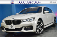 BMW 7シリーズ 740i Mｽﾎﾟｰﾂ ｻﾝﾙｰﾌ ﾚｰｻﾞｰLEDﾍｯﾄﾞﾗｲﾄ 全席ﾋｰﾀｰ 前席ﾏｯｻｰｼﾞ&ﾍﾞﾝﾁﾚｰｼｮﾝ付茶革 20AW ACC HUD ﾊｰﾏﾝｶｰﾄﾞﾝ ﾀｯﾁﾊﾟﾈﾙﾅﾋﾞ3Dﾋﾞｭｰﾌﾙｾｸﾞ LCW 液晶ﾒｰﾀｰ 20AW 車線逸脱&歩行者警告 衝突軽減ﾌﾞﾚｰｷ 電動ﾄﾗﾝｸ 2年保証