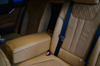 BMW 7シリーズ 740i Mｽﾎﾟｰﾂ ｻﾝﾙｰﾌ ﾚｰｻﾞｰLEDﾍｯﾄﾞﾗｲﾄ 全席ﾋｰﾀｰ 前席ﾏｯｻｰｼﾞ&ﾍﾞﾝﾁﾚｰｼｮﾝ付茶革 20AW ACC HUD ﾊｰﾏﾝｶｰﾄﾞﾝ ﾀｯﾁﾊﾟﾈﾙﾅﾋﾞ3Dﾋﾞｭｰﾌﾙｾｸﾞ LCW 液晶ﾒｰﾀｰ 20AW 車線逸脱&歩行者警告 衝突軽減ﾌﾞﾚｰｷ 電動ﾄﾗﾝｸ 2年保証