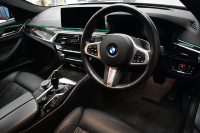 BMW 5シリーズ 530e Mｽﾎﾟｰﾂ LCI後期 PHEV ｴｸｽｸﾙｰｼﾌﾞﾅｯﾊﾟﾚｻﾞｰP 全席ﾋｰﾀｰ&Fﾍﾞﾝﾁﾚｰｼｮﾝ付ﾌﾞﾗｯｸﾅｯﾊﾟﾚｻﾞｰ LEDﾍｯﾄﾞﾗｲﾄ 可変ｻｽﾍﾟﾝｼｮﾝ ﾗｲﾌﾞｺｸﾋﾟｯﾄ ACC HUD LCW ﾀｯﾁﾊﾟﾈﾙﾅﾋﾞ全周囲ｶﾒﾗ ﾌﾙｾｸﾞ 電動ﾄﾗﾝｸ Mｽﾎﾟｰﾂﾌﾞﾚｰｷ  2年保証