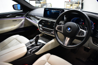 BMW 5シリーズ 530e Mｽﾎﾟｰﾂ LCI後期 PHEV ｴｸｽｸﾙｰｼﾌﾞﾅｯﾊﾟﾚｻﾞｰP 全席ﾋｰﾀｰ&Fﾍﾞﾝﾁﾚｰｼｮﾝ付ｱｲﾎﾞﾘｰﾅｯﾊﾟﾚｻﾞｰ LEDﾍｯﾄﾞﾗｲﾄ 可変ｻｽﾍﾟﾝｼｮﾝ ﾗｲﾌﾞｺｸﾋﾟｯﾄ ACC HUD LCW ﾀｯﾁﾊﾟﾈﾙﾅﾋﾞ全周囲ｶﾒﾗ ﾌﾙｾｸﾞ 電動ﾄﾗﾝｸ Mｽﾎﾟｰﾂﾌﾞﾚｰｷ  2年保証