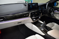 BMW 5シリーズ 530e Mｽﾎﾟｰﾂ LCI後期 PHEV ｴｸｽｸﾙｰｼﾌﾞﾅｯﾊﾟﾚｻﾞｰP 全席ﾋｰﾀｰ&Fﾍﾞﾝﾁﾚｰｼｮﾝ付ｱｲﾎﾞﾘｰﾅｯﾊﾟﾚｻﾞｰ LEDﾍｯﾄﾞﾗｲﾄ 可変ｻｽﾍﾟﾝｼｮﾝ ﾗｲﾌﾞｺｸﾋﾟｯﾄ ACC HUD LCW ﾀｯﾁﾊﾟﾈﾙﾅﾋﾞ全周囲ｶﾒﾗ ﾌﾙｾｸﾞ 電動ﾄﾗﾝｸ Mｽﾎﾟｰﾂﾌﾞﾚｰｷ  2年保証