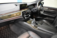 BMW 6シリーズ 640iｸﾞﾗﾝﾂｰﾘｽﾓ XﾄﾞﾗｲﾌﾞMｽﾎﾟｰﾂ 4WD ｲﾉﾍﾞｰｼｮﾝ&ｺﾝﾌｫｰﾄP ﾊﾟﾉﾗﾏｻﾝR ﾘｱｴﾝﾀｰ ﾃｲﾝﾒﾝﾄｼｽﾃﾑ 20AW LEDﾍｯﾄﾞﾗｲﾄ ACC HUD 前席ﾍﾞﾝﾁﾚｰｼｮﾝ&ﾏｯｻｰｼﾞ全席ﾋｰﾀｰ付黒革 車線変更警告 ｼﾞｪｽﾁｬｰC付ﾀｯﾁﾊﾟﾈﾙﾅﾋﾞTV 全周ｶﾒ3Dﾋﾞｭｰ 2年保証