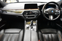 BMW 6シリーズ 640iｸﾞﾗﾝﾂｰﾘｽﾓ XﾄﾞﾗｲﾌﾞMｽﾎﾟｰﾂ 4WD ｲﾉﾍﾞｰｼｮﾝ&ｺﾝﾌｫｰﾄP ﾊﾟﾉﾗﾏｻﾝR ﾘｱｴﾝﾀｰ ﾃｲﾝﾒﾝﾄｼｽﾃﾑ 20AW LEDﾍｯﾄﾞﾗｲﾄ ACC HUD 前席ﾍﾞﾝﾁﾚｰｼｮﾝ&ﾏｯｻｰｼﾞ全席ﾋｰﾀｰ付黒革 車線変更警告 ｼﾞｪｽﾁｬｰC付ﾀｯﾁﾊﾟﾈﾙﾅﾋﾞTV 全周ｶﾒ3Dﾋﾞｭｰ 2年保証