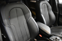 BMW X1 Xdrive20i Mｽﾎﾟｰﾂ 4WD ｱﾄﾞﾊﾞﾝｽﾄﾞｱｸﾃｨﾌﾞｾｰﾌﾃｨP 追従ACC HUD ﾋｰﾀｰ付電動黒革 ﾀｯﾁﾊﾟﾈﾙﾅﾋﾞBｶﾒﾗ Pｱｼｽﾄ前後PDC LEDﾍｯﾄﾞﾗｲﾄ 衝突軽減 車線逸脱&歩行者警告 電動Rｹﾞｰﾄ ﾄﾞﾗﾊﾟﾌｫ 2年保証