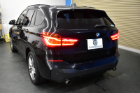BMW X1 Xdrive20i Mｽﾎﾟｰﾂ 4WD ｱﾄﾞﾊﾞﾝｽﾄﾞｱｸﾃｨﾌﾞｾｰﾌﾃｨP 追従ACC HUD ﾋｰﾀｰ付電動黒革 ﾀｯﾁﾊﾟﾈﾙﾅﾋﾞBｶﾒﾗ Pｱｼｽﾄ前後PDC LEDﾍｯﾄﾞﾗｲﾄ 衝突軽減 車線逸脱&歩行者警告 電動Rｹﾞｰﾄ ﾄﾞﾗﾊﾟﾌｫ 2年保証
