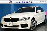 BMW 5シリーズ 540i Xﾄﾞﾗｲﾌﾞﾂｰﾘﾝｸﾞ Mｽﾎﾟｰﾂ 4WD ｺﾝﾌｫｰﾄ&ｾﾚｸﾄP ﾗｲﾌﾞｺｯｸﾋﾟｯﾄ ﾊﾟﾉﾗﾏｻﾝﾙｰﾌ harman/kardon Fﾍﾞﾝﾁﾚｰｼｮﾝ&ﾏｯｻｰｼﾞ全席ﾋｰﾀｰ付黒革 Mｽﾎﾟｰﾂﾌﾞﾚｰｷ LEDﾍｯﾄﾞﾗｲﾄ 液晶ﾒｰﾀｰ ACC HUD LCW 全周囲ｶﾒﾗ ﾌﾙｾｸﾞ 2年保証