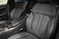 BMW 5シリーズ 540i Xﾄﾞﾗｲﾌﾞﾂｰﾘﾝｸﾞ Mｽﾎﾟｰﾂ 4WD ｺﾝﾌｫｰﾄ&ｾﾚｸﾄP ﾗｲﾌﾞｺｯｸﾋﾟｯﾄ ﾊﾟﾉﾗﾏｻﾝﾙｰﾌ harman/kardon Fﾍﾞﾝﾁﾚｰｼｮﾝ&ﾏｯｻｰｼﾞ全席ﾋｰﾀｰ付黒革 Mｽﾎﾟｰﾂﾌﾞﾚｰｷ LEDﾍｯﾄﾞﾗｲﾄ 液晶ﾒｰﾀｰ ACC HUD LCW 全周囲ｶﾒﾗ ﾌﾙｾｸﾞ 2年保証