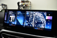 BMW 2シリーズ M240iXﾄﾞﾗｲﾌﾞ ｸｰﾍﾟ 新車保証R7年10月迄  ｶｰﾌﾞﾄﾞﾃﾞｨｽﾌﾟﾚｲ 1ｵｰﾅｰ ﾊｲﾗｲﾝP 4WD ﾋｰﾀｰ付黒革 Mｽﾎﾟｰﾂﾌﾞﾚｰｷ&ﾃﾞﾌ ACC HUD BMWﾗｲﾌﾞｺｯｸﾋﾟｯﾄ ﾅﾋﾞ全周囲ｶﾒﾗ ｱｯﾌﾟﾙｶｰﾌﾟﾚｲ LEDﾍｯﾄﾞﾗｲﾄ 19AW 2年保証