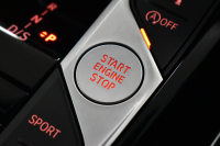 BMW 2シリーズ M240iXﾄﾞﾗｲﾌﾞ ｸｰﾍﾟ 新車保証R7年10月迄  ｶｰﾌﾞﾄﾞﾃﾞｨｽﾌﾟﾚｲ 1ｵｰﾅｰ ﾊｲﾗｲﾝP 4WD ﾋｰﾀｰ付黒革 Mｽﾎﾟｰﾂﾌﾞﾚｰｷ&ﾃﾞﾌ ACC HUD BMWﾗｲﾌﾞｺｯｸﾋﾟｯﾄ ﾅﾋﾞ全周囲ｶﾒﾗ ｱｯﾌﾟﾙｶｰﾌﾟﾚｲ LEDﾍｯﾄﾞﾗｲﾄ 19AW 2年保証