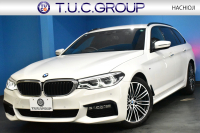 BMW 5シリーズ 523iﾂｰﾘﾝｸﾞ Mｽﾎﾟｰﾂ ｲﾉﾍﾞｰｼｮﾝ&ﾊｲﾗｲﾝP 液晶ﾒｰﾀｰ LEDﾍｯﾄﾞﾗｲﾄ 全席ﾋｰﾀｰ付黒革 追従ACC HUD ｼﾞｪｽﾁｬｰｺﾝﾄﾛｰﾙ対応ﾀｯﾁﾊﾟﾈﾙHDDﾅﾋﾞ 全周囲ｶﾒﾗ3Dﾋﾞｭｰ Pｱｼｽﾄ ﾜｲﾔﾚｽ充電 車線変更&逸脱&歩行者警告 19AW ﾃﾞｨｽﾌﾟﾚｲｷｰ 2年保証