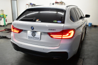 BMW 5シリーズ 523iﾂｰﾘﾝｸﾞ Mｽﾎﾟｰﾂ ｲﾉﾍﾞｰｼｮﾝ&ﾊｲﾗｲﾝP 液晶ﾒｰﾀｰ LEDﾍｯﾄﾞﾗｲﾄ 全席ﾋｰﾀｰ付黒革 追従ACC HUD ｼﾞｪｽﾁｬｰｺﾝﾄﾛｰﾙ対応ﾀｯﾁﾊﾟﾈﾙHDDﾅﾋﾞ 全周囲ｶﾒﾗ3Dﾋﾞｭｰ Pｱｼｽﾄ ﾜｲﾔﾚｽ充電 車線変更&逸脱&歩行者警告 19AW ﾃﾞｨｽﾌﾟﾚｲｷｰ 2年保証