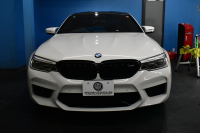 BMW Mシリーズ M5 V8ﾂｲﾝﾀｰﾎﾞ600馬力 MxDrive（4WD/2WD切替可）ｺﾝﾌｫｰﾄP  全席ﾋｰﾀｰ&前席ﾍﾞﾝﾁﾚｰｼｮﾝ&ﾏｯｻｰｼﾞ付ﾌﾞﾗｯｸﾚｻﾞｰ ｽﾃｱﾘﾝｸﾞﾋｰﾀｰ ｱﾝﾋﾞｴﾝﾄｴｱP  追従ACC LCW LEDﾍｯﾄﾞﾗｲﾄ HUD ﾀﾞｰｸｶｰﾎﾞﾝｱﾙﾐｲﾝﾃﾘｱ 液晶ﾒｰﾀｰ 3Dﾋﾞｭｰ 20AW 2年保証