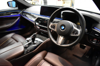 BMW 5シリーズ 523d Xﾄﾞﾗｲﾌﾞ ﾂｰﾘﾝｸﾞ Mｽﾎﾟｰﾂ LCI後期 ｴｸｽｸﾙｰｼﾌﾞﾅｯﾊﾟﾚｻﾞｰP 全席ﾋｰﾀｰ付ｴｸｽｸﾙｰｼﾌﾞﾅｯﾊﾟﾓｶﾚｻﾞｰ 新ﾃﾞｻﾞｲﾝLEDﾍｯﾄﾞﾗｲﾄ ACC HUD 19AW 可変ｻｽﾍﾟﾝｼｮﾝ ﾗｲﾌﾞｺｸﾋﾟｯﾄ ﾀｯﾁﾊﾟﾈﾙﾅﾋﾞTV3Dﾋﾞｭｰ 電動Rｹﾞｰﾄ ｽﾏｰﾄｷｰ 2年保証