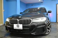 BMW 5シリーズ 523d Xﾄﾞﾗｲﾌﾞ ﾂｰﾘﾝｸﾞ Mｽﾎﾟｰﾂ LCI後期 ｴｸｽｸﾙｰｼﾌﾞﾅｯﾊﾟﾚｻﾞｰP 全席ﾋｰﾀｰ付ｴｸｽｸﾙｰｼﾌﾞﾅｯﾊﾟﾓｶﾚｻﾞｰ 新ﾃﾞｻﾞｲﾝLEDﾍｯﾄﾞﾗｲﾄ ACC HUD 19AW 可変ｻｽﾍﾟﾝｼｮﾝ ﾗｲﾌﾞｺｸﾋﾟｯﾄ ﾀｯﾁﾊﾟﾈﾙﾅﾋﾞTV3Dﾋﾞｭｰ 電動Rｹﾞｰﾄ ｽﾏｰﾄｷｰ 2年保証