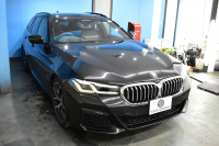 BMW 5シリーズ 523d Xﾄﾞﾗｲﾌﾞ ﾂｰﾘﾝｸﾞ Mｽﾎﾟｰﾂ LCI後期 ｴｸｽｸﾙｰｼﾌﾞﾅｯﾊﾟﾚｻﾞｰP 全席ﾋｰﾀｰ付ｴｸｽｸﾙｰｼﾌﾞﾅｯﾊﾟﾓｶﾚｻﾞｰ 新ﾃﾞｻﾞｲﾝLEDﾍｯﾄﾞﾗｲﾄ ACC HUD 19AW 可変ｻｽﾍﾟﾝｼｮﾝ ﾗｲﾌﾞｺｸﾋﾟｯﾄ ﾀｯﾁﾊﾟﾈﾙﾅﾋﾞTV3Dﾋﾞｭｰ 電動Rｹﾞｰﾄ ｽﾏｰﾄｷｰ 2年保証