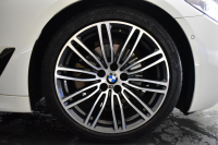 BMW 5シリーズ 523dﾂｰﾘﾝｸﾞ Mｽﾎﾟｰﾂ ｲﾉﾍﾞｰｼｮﾝ&ﾊｲﾗｲﾝP 全席ﾋｰﾀｰ付黒革 LEDﾍｯﾄﾞﾗｲﾄ 追従ACC HUD 車線変更&逸脱警告 衝突軽減B ｼﾞｪｽﾁｬｰCﾀｯﾁﾊﾟﾈﾙ対応iﾄﾞﾗｲﾌﾞHDDﾅﾋﾞ ﾌﾙｾｸﾞ 全周囲ｶﾒﾗ3Dﾋﾞｭｰ  電動Rｹﾞｰﾄ 19AW 液晶ﾒｰﾀｰ ﾜｲﾔﾚｽ充電 2年保証