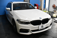 BMW 5シリーズ 523dﾂｰﾘﾝｸﾞ Mｽﾎﾟｰﾂ ｲﾉﾍﾞｰｼｮﾝ&ﾊｲﾗｲﾝP 全席ﾋｰﾀｰ付黒革 LEDﾍｯﾄﾞﾗｲﾄ 追従ACC HUD 車線変更&逸脱警告 衝突軽減B ｼﾞｪｽﾁｬｰCﾀｯﾁﾊﾟﾈﾙ対応iﾄﾞﾗｲﾌﾞHDDﾅﾋﾞ ﾌﾙｾｸﾞ 全周囲ｶﾒﾗ3Dﾋﾞｭｰ  電動Rｹﾞｰﾄ 19AW 液晶ﾒｰﾀｰ ﾜｲﾔﾚｽ充電 2年保証