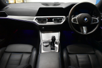 BMW 3シリーズ M340i Xﾄﾞﾗｲﾌﾞ ｲﾉﾍﾞｰｼｮﾝP ﾋｰﾀｰ付黒革 全周囲ｶﾒﾗ ACC HUD ﾚｰｻﾞｰLEDﾗｲﾄ 可変Mｻｽ 19AW Mｽﾎﾟｰﾂﾌﾞﾚｰｷ&ﾃﾞﾌ ｼﾞｪｽﾁｬｰC付ﾀｯﾁﾊﾟﾈﾙﾅﾋﾋﾞ ﾊｰﾏﾝｶｰﾄﾞﾝ 側面衝突&車線変更&逸脱警告 2年保証