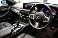 BMW 5シリーズ 540i xDrive Mｽﾎﾟｰﾂ 型式変更後ﾓﾃﾞﾙ(JS30) ﾗｲﾌﾞｺｯｸﾋﾟｯﾄ ｺﾝﾌｫｰﾄP Fﾏｯｻｰｼﾞ&ﾍﾞﾝﾁﾚｰｼｮﾝ 全席ﾋｰﾀｰ付黒革 ｿﾌﾄｸﾛｰｽﾞﾄﾞｱ ACC HUD LEDﾍｯﾄﾞﾗｲﾄ 全周囲ｶﾒﾗ Pｱｼｽﾄ ﾌﾙｾｸﾞ 車線変更&逸脱&歩行者警告 衝突軽減B Mｽﾎﾟｰﾂﾌﾞﾚｰｷ 19AW 可変ｻｽ  2年保証