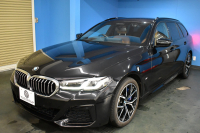 BMW 5シリーズ 540i Xﾄﾞﾗｲﾌﾞﾂｰﾘﾝｸﾞ Mｽﾎﾟｰﾂ LCI後期 4WD 全席ﾋｰﾀ付ｺﾆｬｯｸﾚｻﾞｰ 新ﾃﾞｻﾞｲﾝLEDﾍｯﾄﾞﾗｲﾄ ACC HUD LCW 可変ｻｽﾍﾟﾝｼｮﾝ 19AW Mｽﾎﾟｰﾂﾌﾞﾚｰｷ ﾗｲﾌﾞｺｸﾋﾟｯﾄ ﾌﾙｾｸﾞ全周囲ｶﾒﾗ 電動Rｹﾞｰﾄ ｽﾏｰﾄｷｰ 2年保証