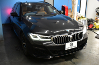 BMW 5シリーズ 540i Xﾄﾞﾗｲﾌﾞﾂｰﾘﾝｸﾞ Mｽﾎﾟｰﾂ LCI後期 4WD 全席ﾋｰﾀ付ｺﾆｬｯｸﾚｻﾞｰ 新ﾃﾞｻﾞｲﾝLEDﾍｯﾄﾞﾗｲﾄ ACC HUD LCW 可変ｻｽﾍﾟﾝｼｮﾝ 19AW Mｽﾎﾟｰﾂﾌﾞﾚｰｷ ﾗｲﾌﾞｺｸﾋﾟｯﾄ ﾌﾙｾｸﾞ全周囲ｶﾒﾗ 電動Rｹﾞｰﾄ ｽﾏｰﾄｷｰ 2年保証