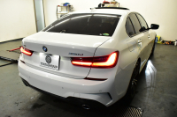 BMW 3シリーズ 320d Xﾄﾞﾗｲﾌﾞ Mｽﾎﾟｰﾂ 4WD ﾃﾞﾋﾞｭｰ&ｺﾝﾌｫｰﾄP ｻﾝﾙｰﾌ 全周囲ｶﾒﾗ ﾋｰﾀｰ付黒革電動ｽﾎﾟｰﾂｼｰﾄ 19AW 電動ﾄﾗﾝｸ ﾜｲﾔﾚｽ充電 追従ACC LEDﾍｯﾄﾞﾗｲﾄ ﾗｲﾌﾞｺｯｸﾋﾟｯﾄ ｱｯﾌﾟﾙｶｰﾌﾟﾚｲ  側面衝突&車線変更&逸脱&歩行者警告 液晶ﾒｰﾀｰ 後退ｱｼｽﾄ 2年保証