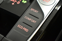 BMW 3シリーズ 320d Xﾄﾞﾗｲﾌﾞ Mｽﾎﾟｰﾂ 4WD ﾃﾞﾋﾞｭｰ&ｺﾝﾌｫｰﾄP ｻﾝﾙｰﾌ 全周囲ｶﾒﾗ ﾋｰﾀｰ付黒革電動ｽﾎﾟｰﾂｼｰﾄ 19AW 電動ﾄﾗﾝｸ ﾜｲﾔﾚｽ充電 追従ACC LEDﾍｯﾄﾞﾗｲﾄ ﾗｲﾌﾞｺｯｸﾋﾟｯﾄ ｱｯﾌﾟﾙｶｰﾌﾟﾚｲ  側面衝突&車線変更&逸脱&歩行者警告 液晶ﾒｰﾀｰ 後退ｱｼｽﾄ 2年保証