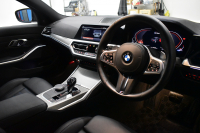 BMW 3シリーズ M340i Xﾄﾞﾗｲﾌﾞ 1ｵｰﾅｰ ｲﾉﾍﾞｰｼｮﾝP ﾋｰﾀｰ付黒革 全周囲ｶﾒﾗ ACC HUD ﾚｰｻﾞｰLEDﾗｲﾄ 可変Mｻｽ 19AW Mｽﾎﾟｰﾂﾌﾞﾚｰｷ&ﾃﾞﾌ ｼﾞｪｽﾁｬｰC付ﾀｯﾁﾊﾟﾈﾙﾅﾋﾞ ﾊｰﾏﾝｶｰﾄﾞﾝ 側面衝突&車線変更&逸脱警告 2年保証