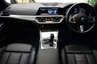 BMW 3シリーズ M340i Xﾄﾞﾗｲﾌﾞ 1ｵｰﾅｰ ｲﾉﾍﾞｰｼｮﾝP ﾋｰﾀｰ付黒革 全周囲ｶﾒﾗ ACC HUD ﾚｰｻﾞｰLEDﾗｲﾄ 可変Mｻｽ 19AW Mｽﾎﾟｰﾂﾌﾞﾚｰｷ&ﾃﾞﾌ ｼﾞｪｽﾁｬｰC付ﾀｯﾁﾊﾟﾈﾙﾅﾋﾞ ﾊｰﾏﾝｶｰﾄﾞﾝ 側面衝突&車線変更&逸脱警告 2年保証