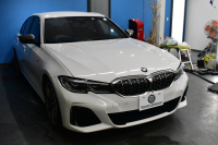 BMW 3シリーズ M340i Xﾄﾞﾗｲﾌﾞ 1ｵｰﾅｰ ｲﾉﾍﾞｰｼｮﾝP ﾋｰﾀｰ付黒革 全周囲ｶﾒﾗ ACC HUD ﾚｰｻﾞｰLEDﾗｲﾄ 可変Mｻｽ 19AW Mｽﾎﾟｰﾂﾌﾞﾚｰｷ&ﾃﾞﾌ ｼﾞｪｽﾁｬｰC付ﾀｯﾁﾊﾟﾈﾙﾅﾋﾞ ﾊｰﾏﾝｶｰﾄﾞﾝ 側面衝突&車線変更&逸脱警告 2年保証