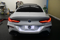 BMW 8シリーズ 840i ｸﾞﾗﾝｸｰﾍﾟ Mｽﾎﾟｰﾂ ﾊﾟﾉﾗﾏｶﾞﾗｽｻﾝﾙｰﾌ ﾚｰｻﾞｰLED ACC HUD  全席ﾋｰﾀｰ付茶＆黒革 前席ﾍﾞﾝﾁﾚｰｼｮﾝ ﾊｰﾏﾝｶｰﾄﾞﾝ ｲﾝﾃﾘｾｰﾌ ﾗｲﾌﾞｺｯｸﾋﾟｯﾄ ｼﾞｪｽﾁｬｰC対応ﾀｯﾁﾊﾟﾈﾙﾅﾋﾞ3Dﾋﾞｭｰ 2年保証