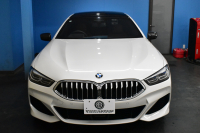 BMW 8シリーズ 840i ｸﾞﾗﾝｸｰﾍﾟ Mｽﾎﾟｰﾂ ﾊﾟﾉﾗﾏｶﾞﾗｽｻﾝﾙｰﾌ ﾚｰｻﾞｰLED ACC HUD  全席ﾋｰﾀｰ付茶＆黒革 前席ﾍﾞﾝﾁﾚｰｼｮﾝ ﾊｰﾏﾝｶｰﾄﾞﾝ ｲﾝﾃﾘｾｰﾌ ﾗｲﾌﾞｺｯｸﾋﾟｯﾄ ｼﾞｪｽﾁｬｰC対応ﾀｯﾁﾊﾟﾈﾙﾅﾋﾞ3Dﾋﾞｭｰ 2年保証