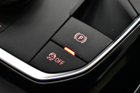 BMW Mシリーズ M4ｸｰﾍﾟ 6速MT 後輪駆動FR車 ﾋｰﾀｰ付黒革Mｽﾎﾟｰﾂｼｰﾄ ﾚｰｻﾞｰLEDﾍｯﾄﾞﾗｲﾄ HUD Mｽﾎﾟｰﾂﾃﾞﾌ Mｺﾝﾊﾟｳﾝﾄﾞﾌﾞﾚｰｷ 可変Mｻｽ ﾗｲﾌﾞｺｯｸﾋﾟｯﾄ全周囲ｶﾒﾗ LCW Apple Car Play ﾌﾙｾｸﾞ 19&20AW 2年保証