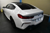 BMW 8シリーズ 840d Xﾄﾞﾗｲﾌﾞ ｸﾞﾗﾝｸｰﾍﾟ Mｽﾎﾟｰﾂ 4WD MﾃｸﾆｯｸｽﾎﾟｰﾂP ﾊﾟﾉﾗﾏｶﾞﾗｽｻﾝﾙｰﾌ ﾚｰｻﾞｰLED ACC HUD 全席ﾋｰﾀｰ付赤＆黒革 前席ﾍﾞﾝﾁﾚｰｼｮﾝ 20AW ﾊｰﾏﾝｶｰﾄﾞﾝ ｲﾝﾃﾘｾｰﾌ ﾗｲﾌﾞｺｯｸﾋﾟｯﾄ ｼﾞｪｽﾁｬｰC対応ﾀｯﾁﾊﾟﾈﾙﾅﾋﾞ3Dﾋﾞｭｰ 2年保証