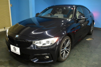BMW 4シリーズ 420iｸﾞﾗﾝｸｰﾍﾟ Mｽﾎﾟｰﾂ ﾌｧｽﾄﾄﾗｯｸP 可変Mｻｽ ﾋｰﾀｰ付白革 追従ACC LEDﾍｯﾄﾞﾗｲﾄ 19AW Mｽﾎﾟｰﾂﾌﾞﾚｰｷ 車線変更&逸脱&歩行者警告 衝突軽減ﾌﾞﾚｰｷ  ﾀｯﾁﾊﾟｯﾄﾞ付iﾄﾞﾗｲﾌﾞHDDﾅﾋﾞ Bｶﾒﾗ ﾘｱPDC ﾊﾟﾄﾞﾙｼﾌﾄ 電動ﾘｱｹﾞｰﾄ ｽﾏｰﾄｷｰ 2年保証