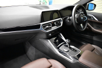 BMW 4シリーズ M440i xDriveｸｰﾍ ｲﾉﾍﾞｰｼｮﾝ&ｺﾝﾌｫｰﾄP  ﾋｰﾀｰ&ﾍﾞﾝﾁﾚｰｼｮﾝ付ﾓｶﾌﾞﾗｳﾝ革 ﾚｰｻﾞｰLEDﾍｯﾄﾞﾗｲﾄ ACC HUD Mｽﾎﾟｰﾂﾃﾞﾌ&ﾌﾞﾚｰｷ 可変Mｻｽ ﾗｲﾌﾞｺｯｸﾋﾟｯﾄ全周囲ｶﾒﾗ Pｱｼｽﾄ LCW Apple Car Play ﾌﾙｾｸﾞ harman/kardon 19AW 2年保証