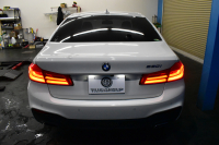 BMW 5シリーズ 530i Mｽﾎﾟｰﾂ 型式変更後ﾓﾃﾞﾙ 1ｵｰﾅｰ ﾊｲﾗｲﾝP 全面液晶ﾒｰﾀｰ 高出力ﾓﾃﾞﾙ 全席ﾋｰﾀｰ付黒革 HUD LEDﾍｯﾄﾞﾗｲﾄ 追従ACC Mｽﾎﾟｰﾂﾌﾞﾚｰｷ 車線変更警告 ﾀｯﾁﾊﾟﾈﾙ対応iﾄﾞﾗｲﾌﾞHDDﾅﾋﾞﾌﾙｾｸﾞ 3Dﾋﾞｭｰ Pｱｼｽﾄﾌﾟﾗｽ 電動ﾄﾗﾝｸ 2年保証